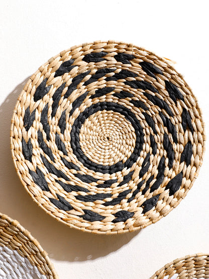 Woven Seagrass Wall Basket